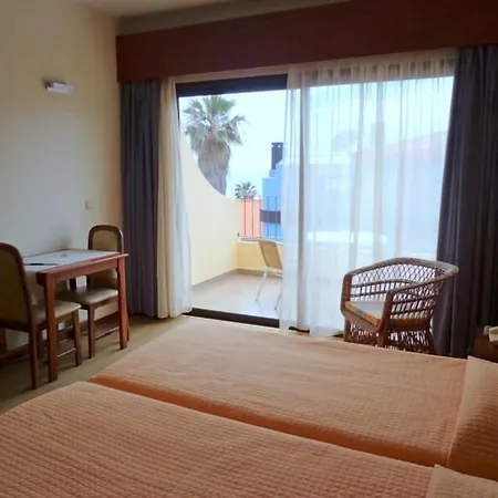 Ventura Aparthotel 3*